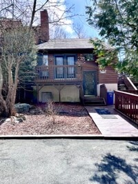 Building Photo - 50 Meadowlark Ln