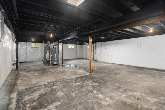 Building Photo - Newly rehabbed 3 bed 1.5 bath in Raytown