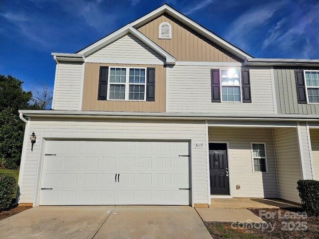 Building Photo - 8119 Paw Club Dr