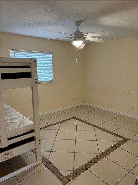 Building Photo - 10842 61st Ave