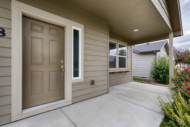 Building Photo - 10268 W Shelborne Dr