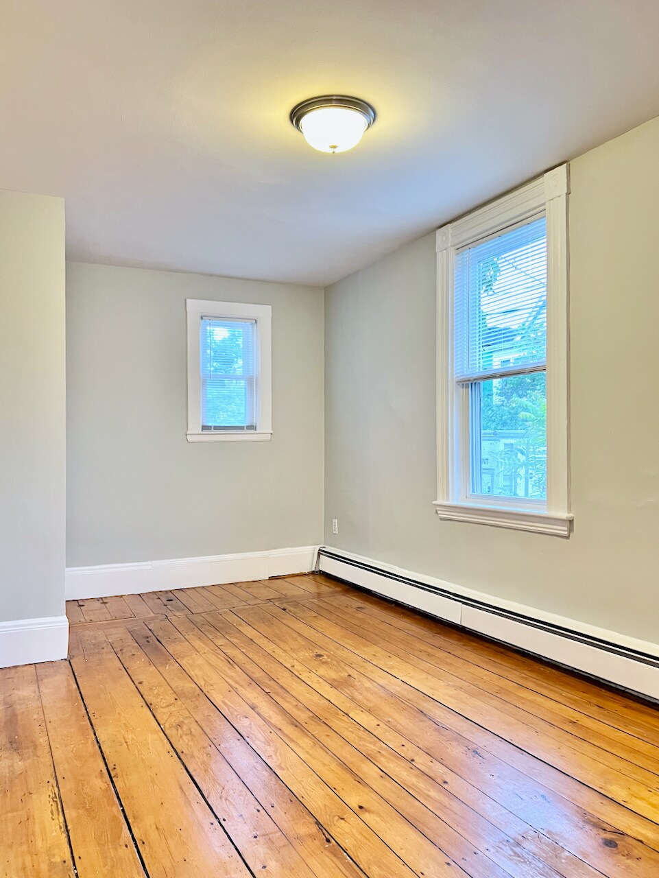 Building Photo - 252 Walden St