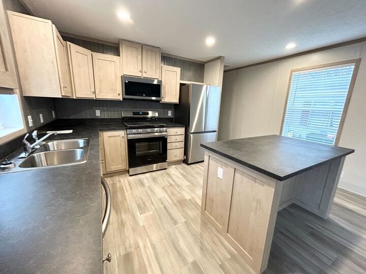 Building Photo - 29810 W Essex Ct