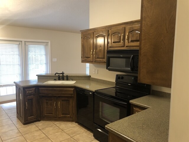 Building Photo - 721 Mize Farm Ct