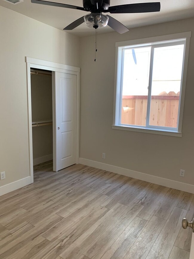 Building Photo - Newer Home for rent