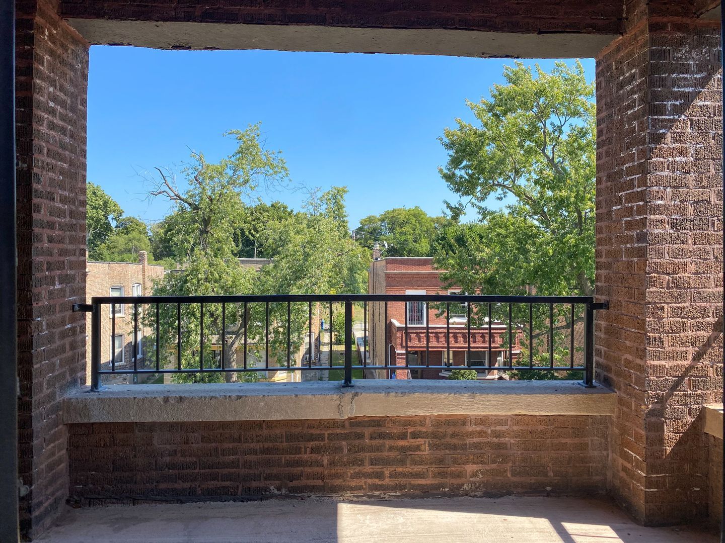 Building Photo - 7334 S Lowe Ave