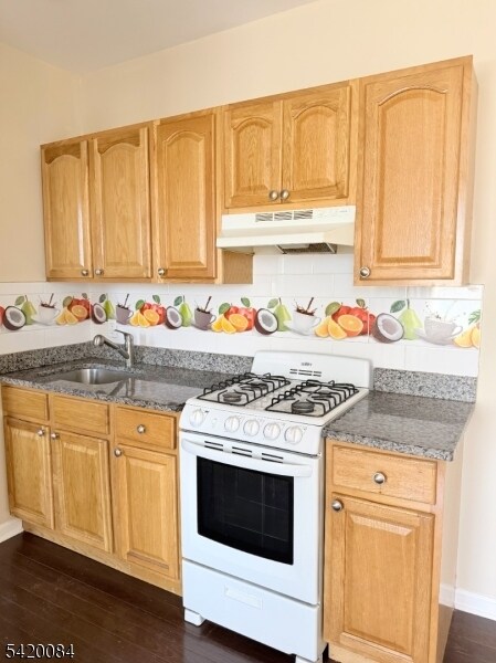 Building Photo - 138 Elmora Ave