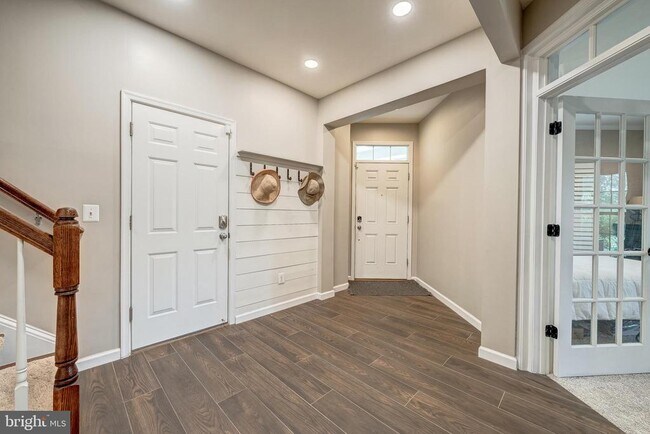 Building Photo - 22739 Balduck Terrace