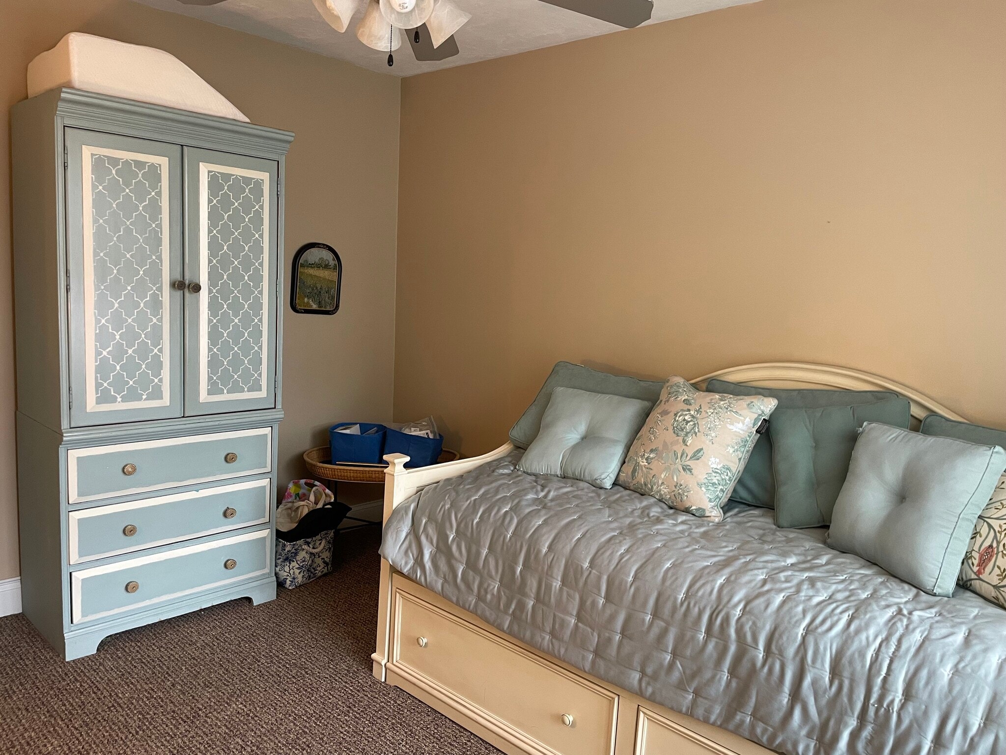 24 Guest Bedroom 2 - 59 Providence Rd