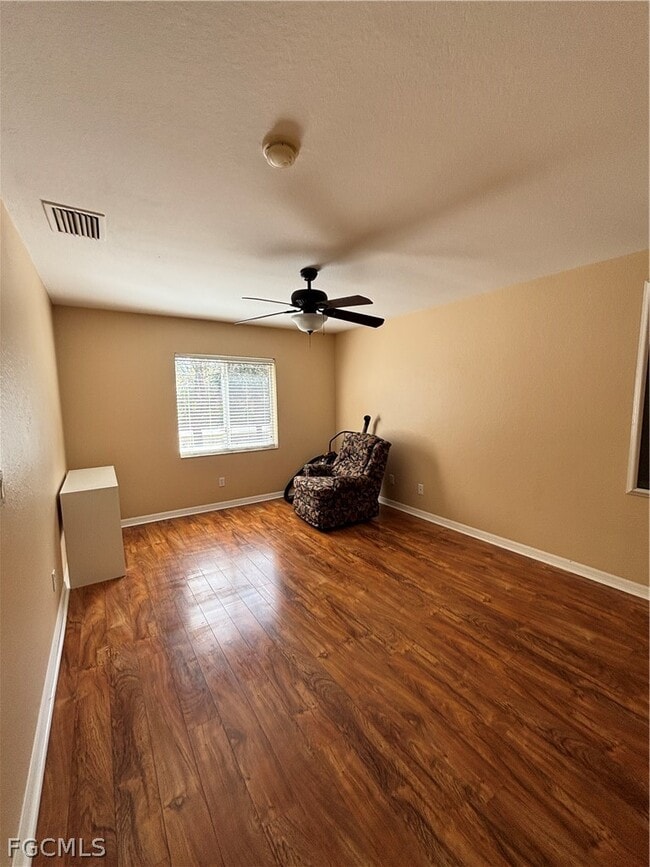 Building Photo - 17533 Holly Oak Ave