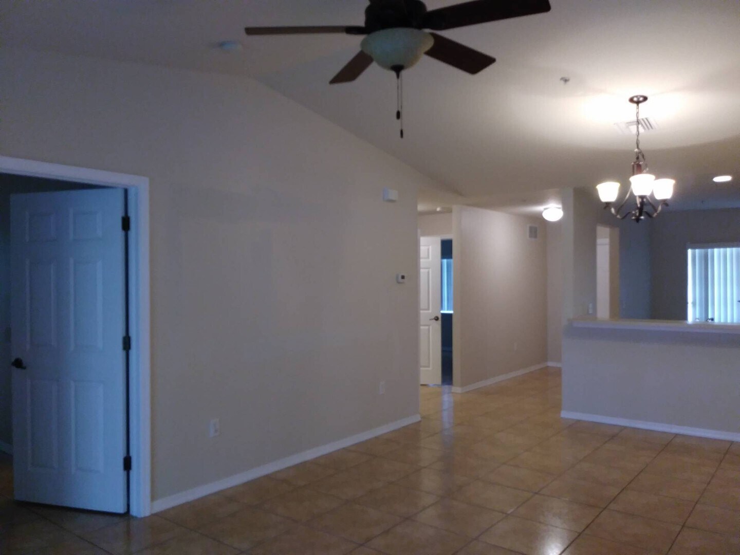 Building Photo - 1328 SE 8th Ave