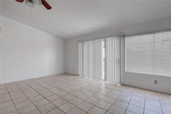 Building Photo - 2206 Sunnyslope Ave