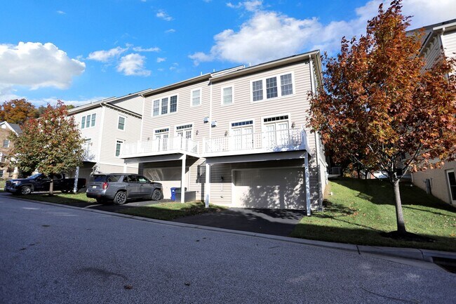 Building Photo - 8638 Westford Rd