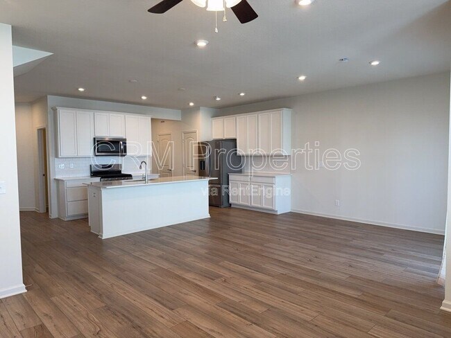Building Photo - 7264 Selah Ln