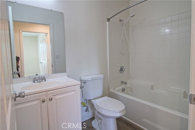 Building Photo - 34646 Pinewood Ct