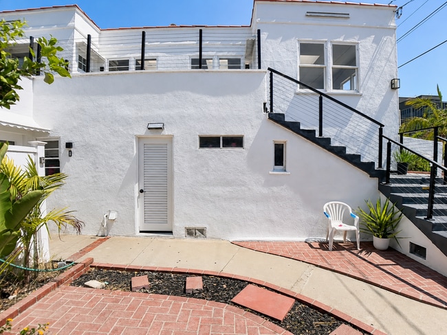 Building Photo - 1147 24th St