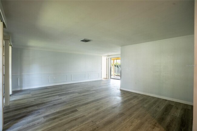 Building Photo - 12207 Pepper Mill Dr