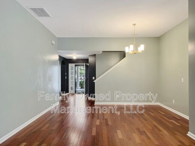 Building Photo - 219 Sweet Alyssum Dr