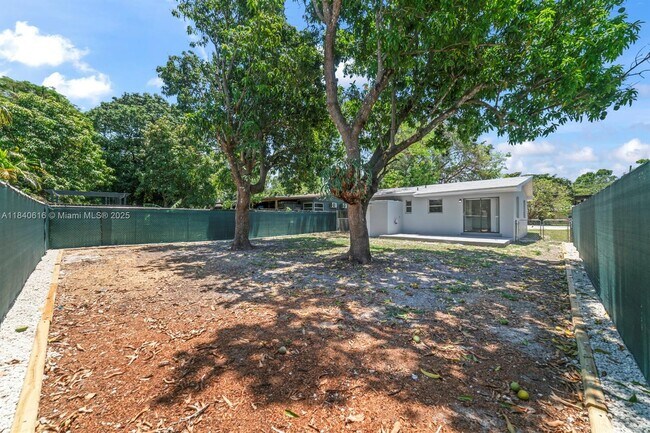 Building Photo - 2457 NE 183rd St