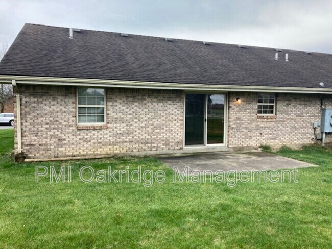 Building Photo - 1373 Michael Ct