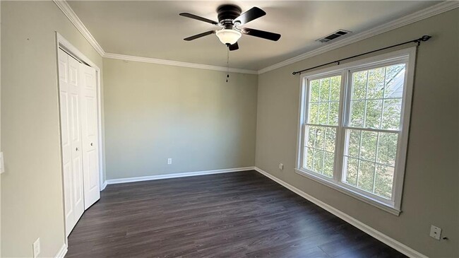 Building Photo - 11395 Brookhollow Trail