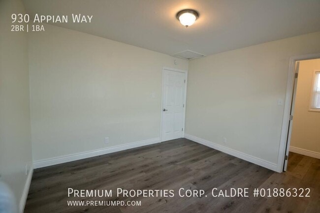 Building Photo - 930 Appian Way