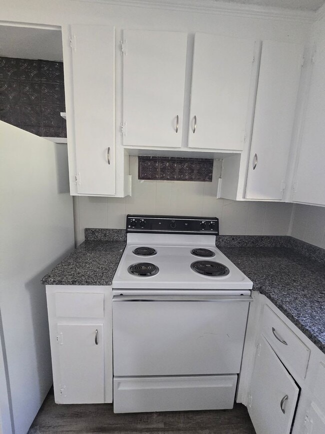 Building Photo - Beautiful Downtown Enterprise