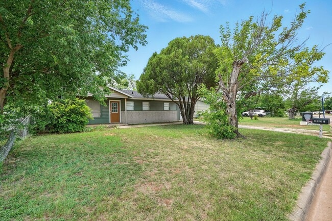 Building Photo - 5107 Durango Dr
