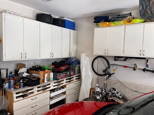 Building Photo - 3601 N 129th Ave