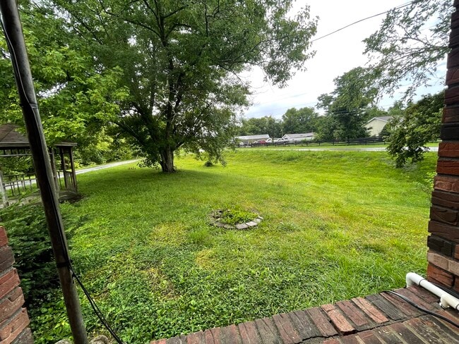 Building Photo - 47 Osborne Dr