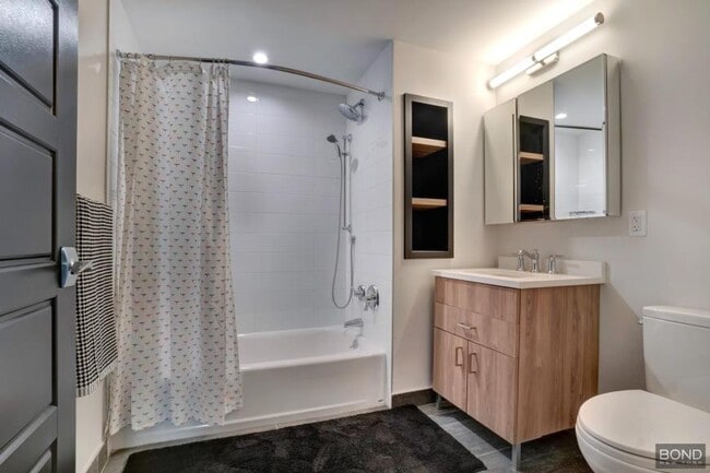 Building Photo - 1 bedroom in HOLLIS NY 11423