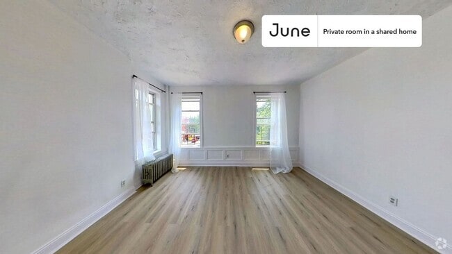 Building Photo - 4802 4th Ave