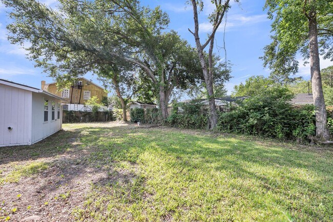 Building Photo - 2 Bedroom, 1 Bath Home in Air Habor of Wes...