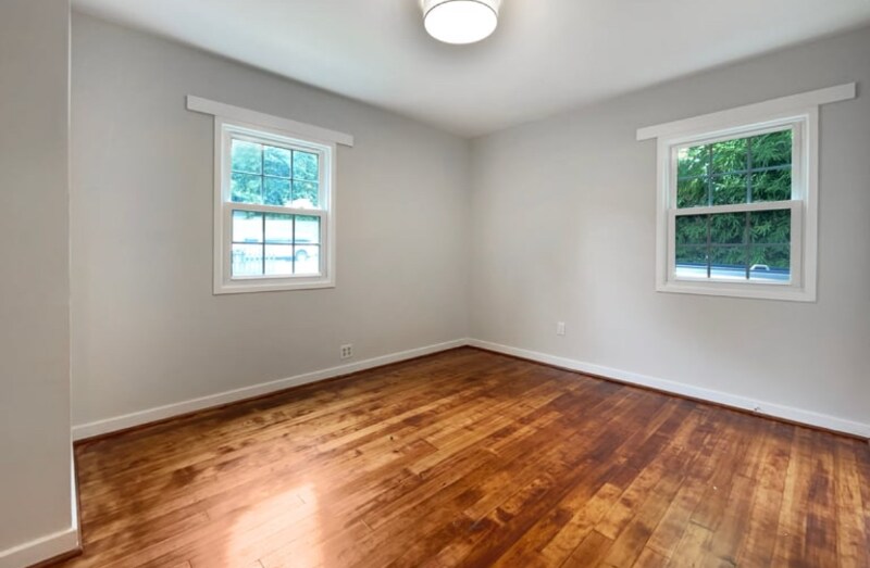 Building Photo - 3116 Burgundy Rd