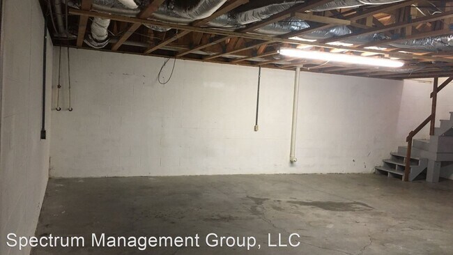 Building Photo - 2 br, 2 bath House - 360 Dover Rd