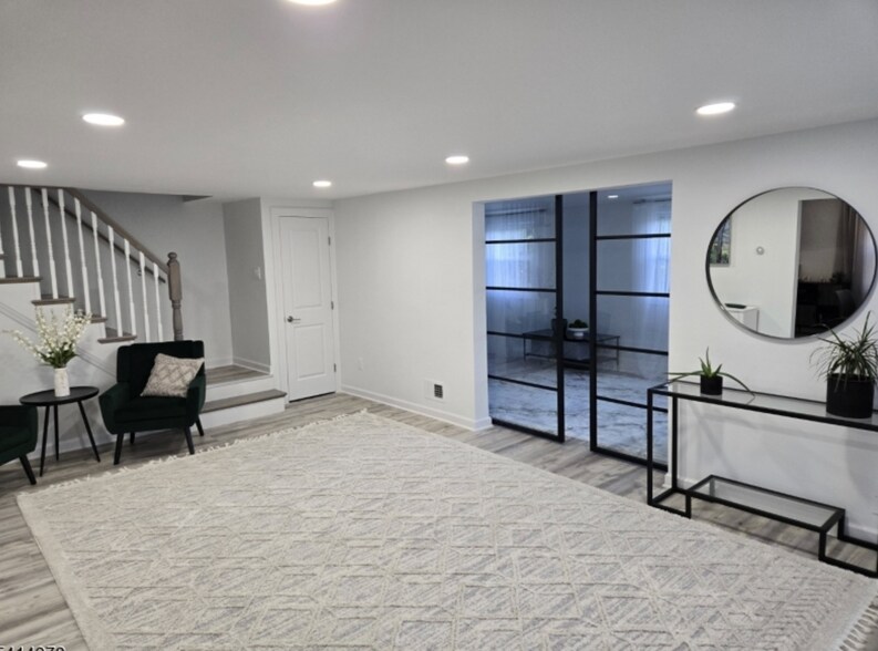 Building Photo - 183 Milltown Rd