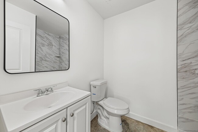 Building Photo - 2853-2855 CHOCTAW AVE