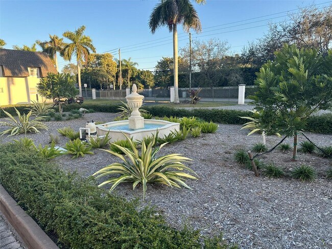 Building Photo - 8475 SW 94th St