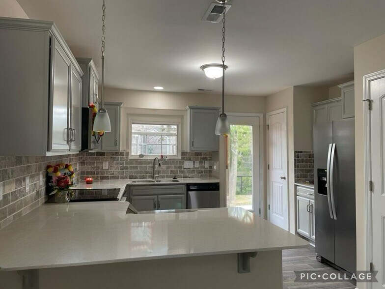 Building Photo - 3837 Copperfield Ct