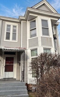Building Photo - 2016 Fairmount Ave