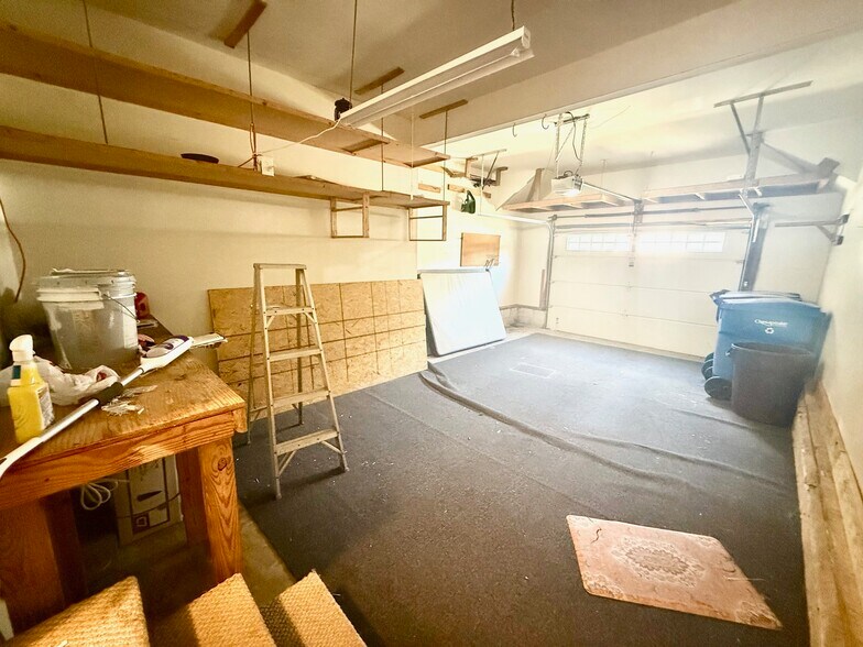 Building Photo - 1007 Brandon Quay