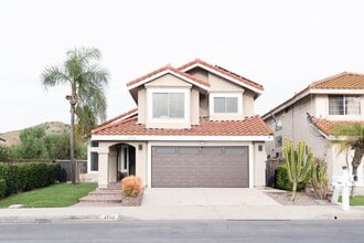 Building Photo - 4744 Golden Ridge Dr