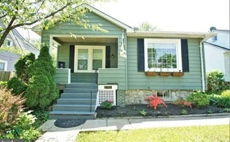 Building Photo - 2735 Kildaire Dr
