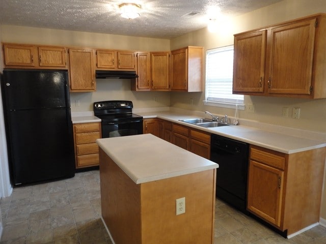 Building Photo - 2947 Hazelview Ln