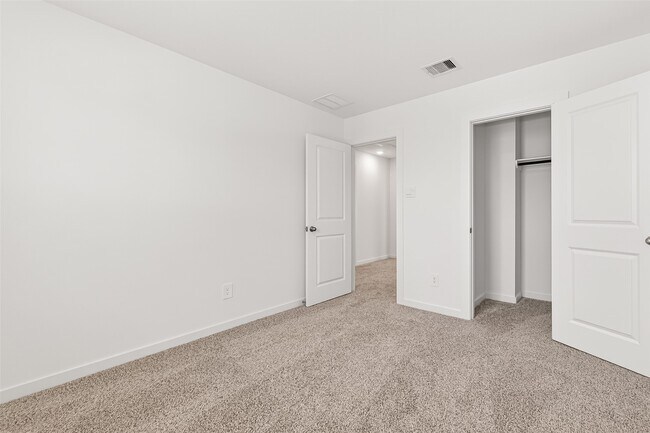 Building Photo - 3523 Adelie Ln