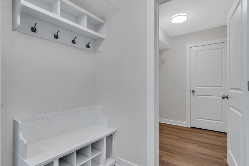 Building Photo - 877 Covey Lane