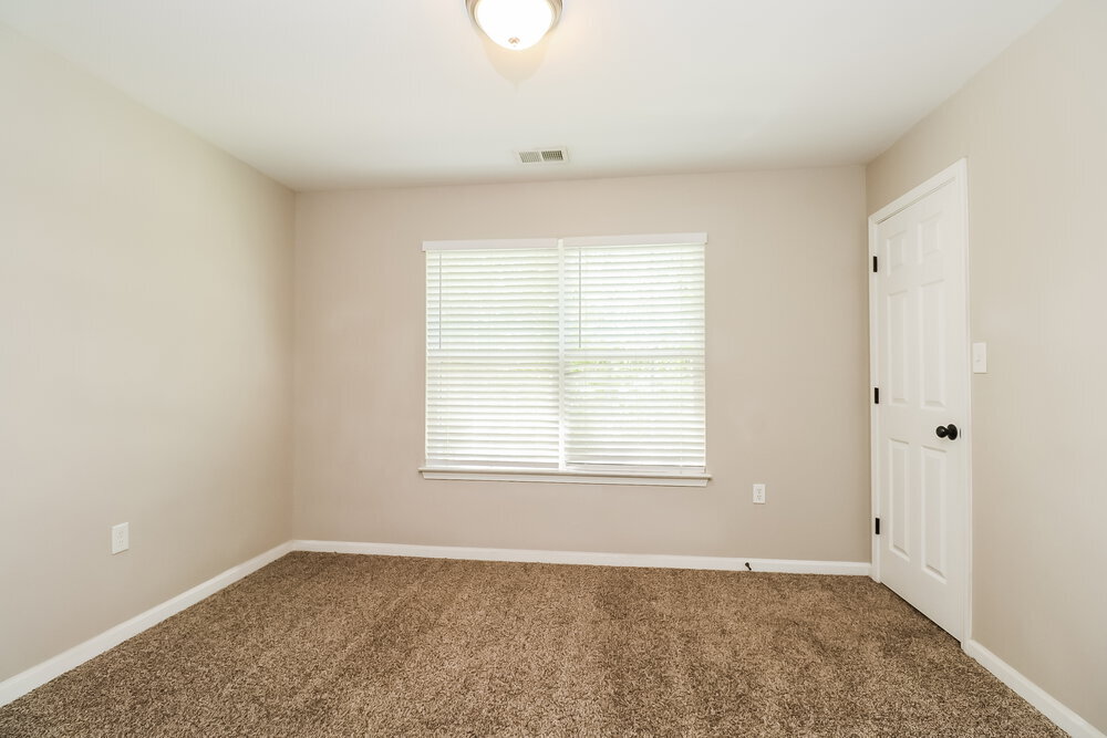Building Photo - 1421 Jordans Pond Ln