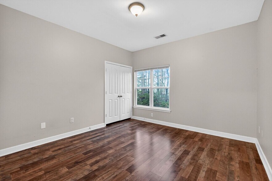 Building Photo - 16324 Redstone Mountain Ln