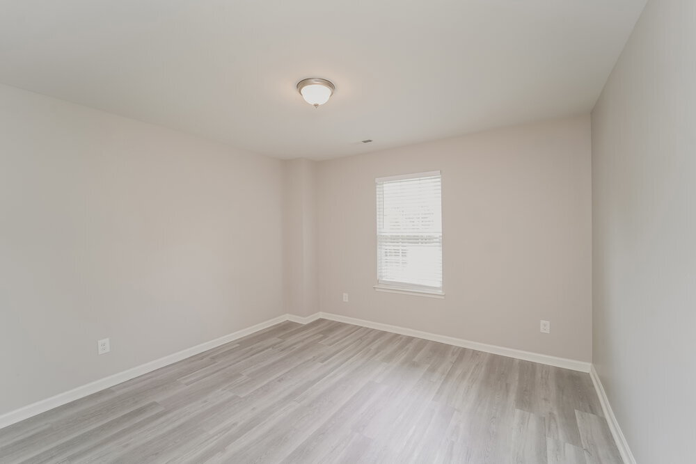 Building Photo - 802 Wesley Alan Ln