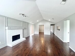 Building Photo - 11923 Garden Terrace Dr